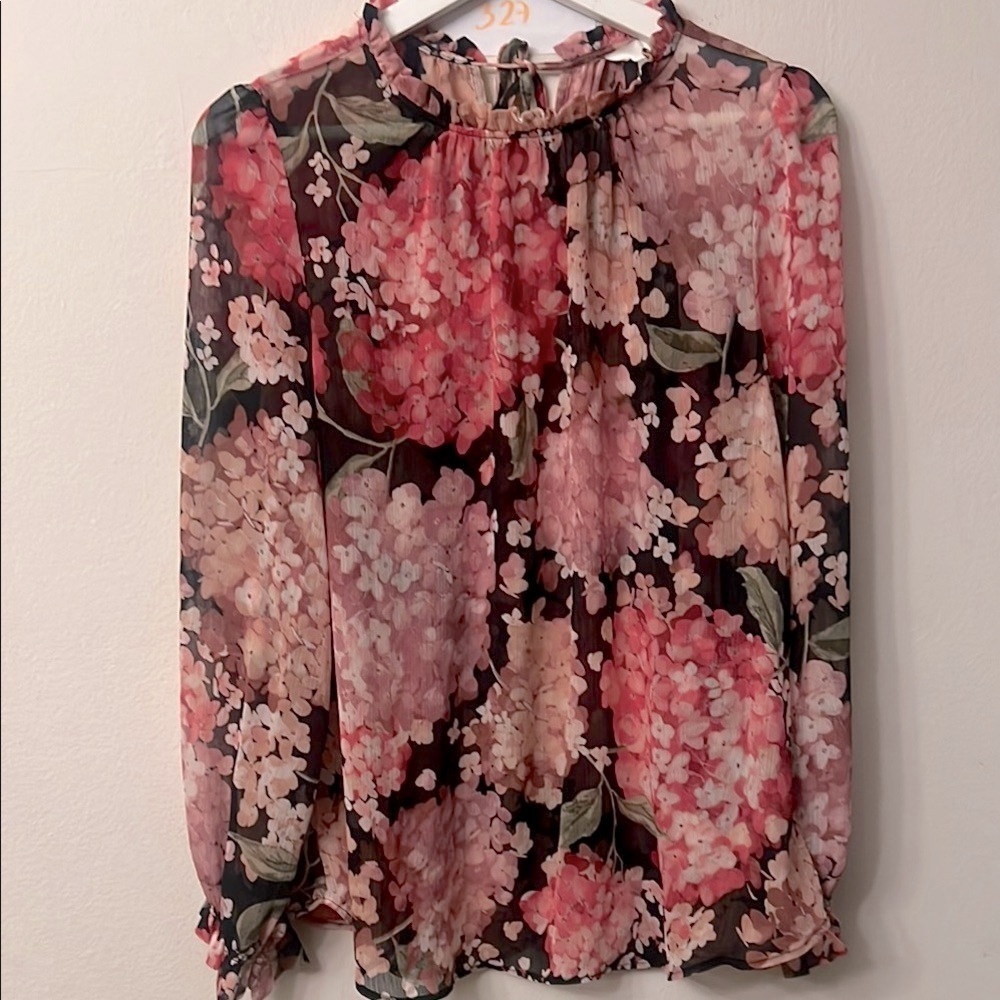 H&M Black and Red Relaxed Tie Front Blouse